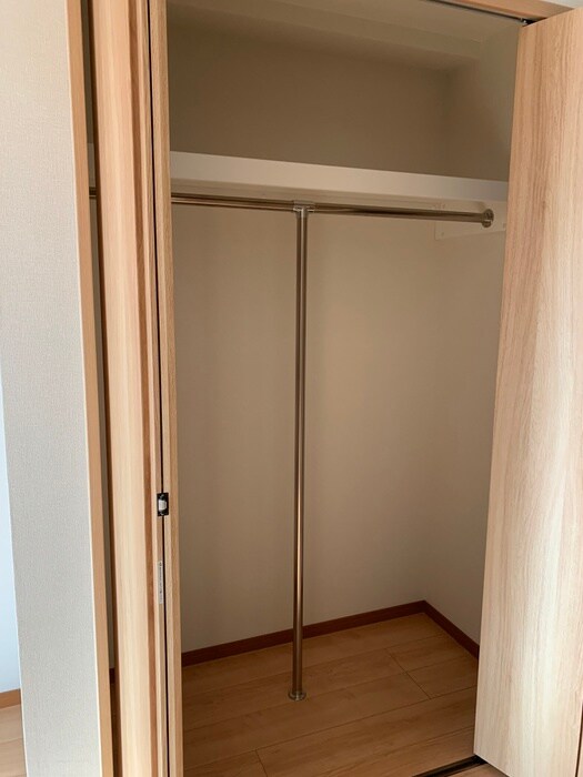 物件内観写真15　(収納)