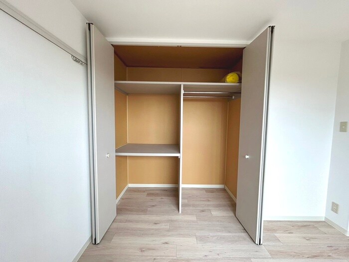 物件内観写真15　(収納)