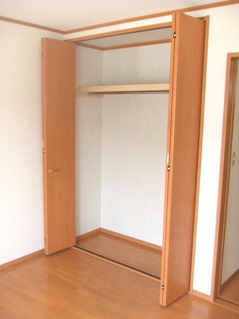 物件内観写真10　(収納)