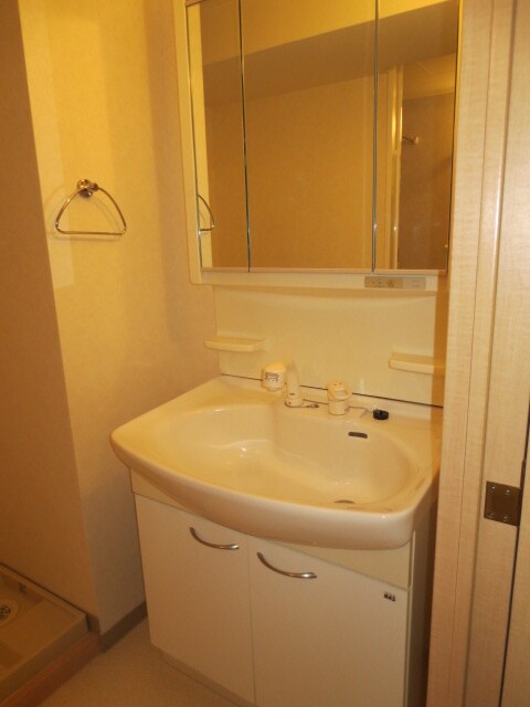 物件内観写真14　(洗面)