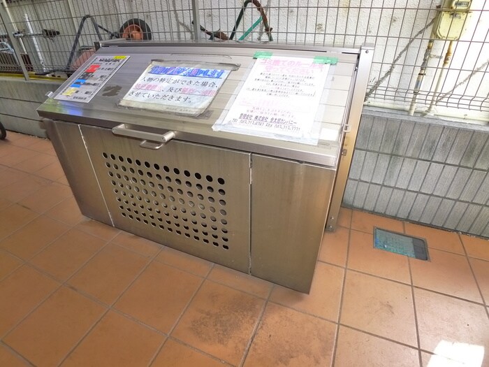 物件外観写真3　(建物設備)