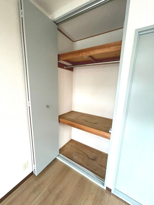 物件内観写真10　(収納)