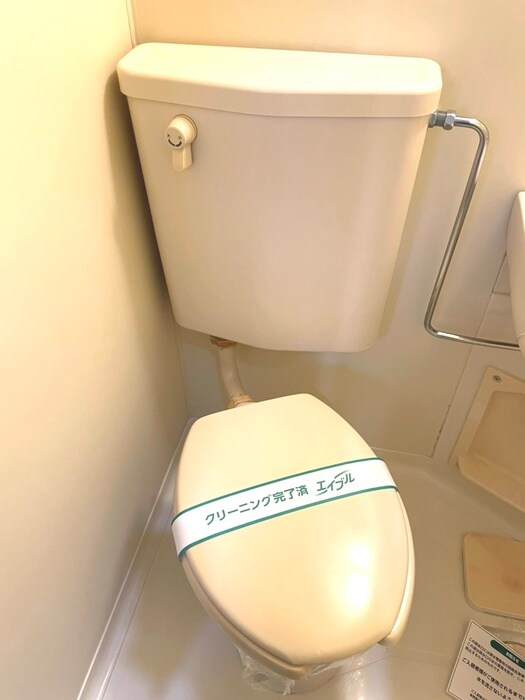 物件内観写真16　(トイレ)