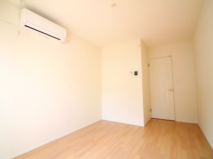 物件内観写真5　(居室)