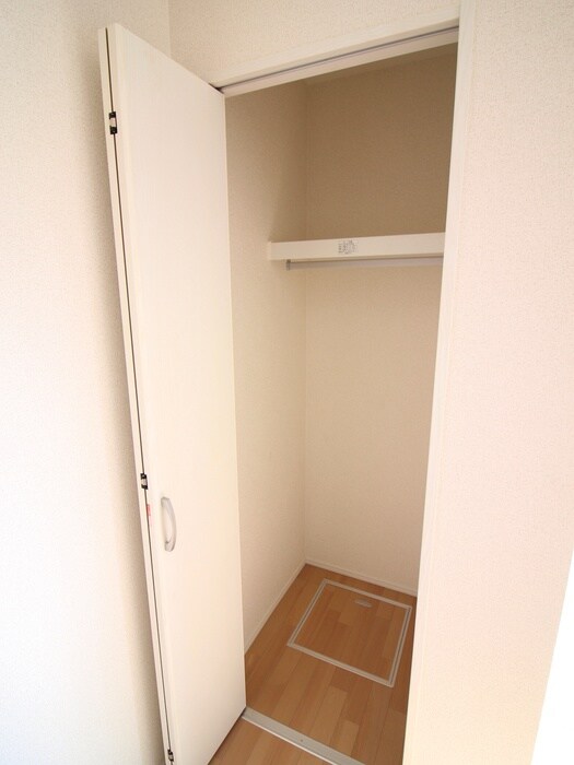 物件内観写真8　(収納)