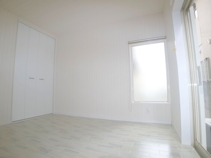 物件内観写真17　(居室)