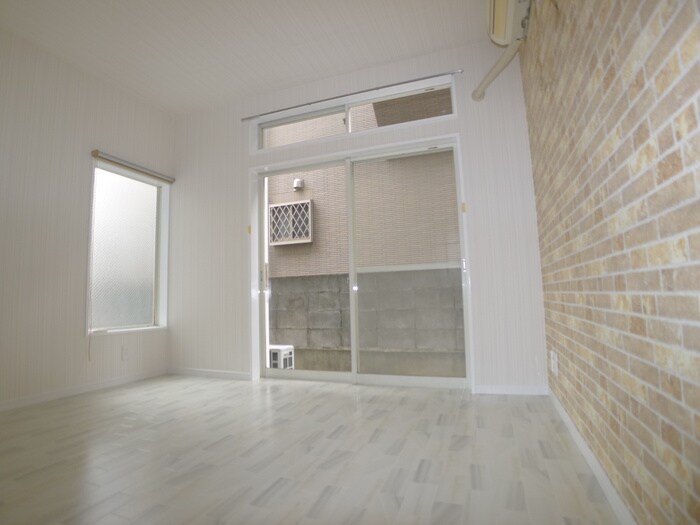 物件内観写真18　(居室)