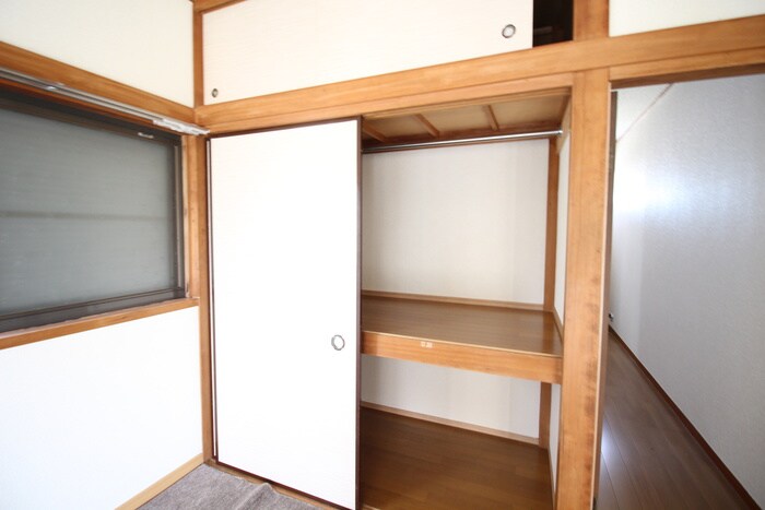 物件内観写真16　(収納)