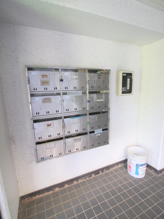 物件外観写真6　(建物設備)