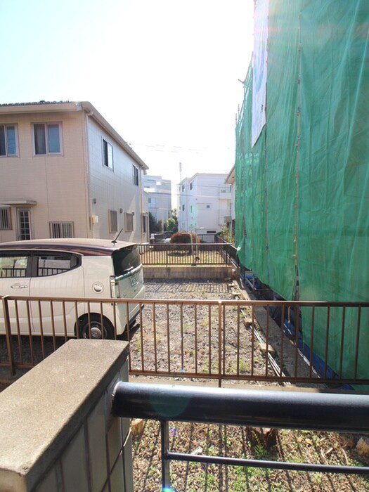 物件内観写真17　(室内からの展望)