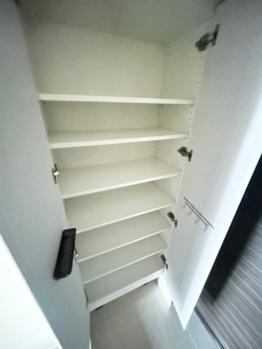 物件内観写真16　(靴箱)