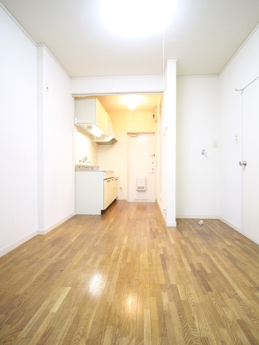 物件内観写真20　(廊下)