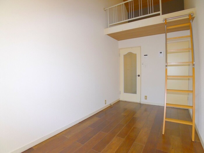 物件内観写真9　(居室)