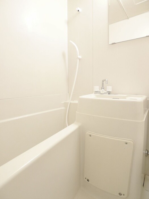 物件内観写真13　(バス／シャワールーム等)