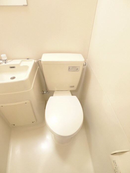 物件内観写真14　(トイレ)