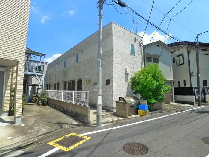 物件外観写真2　(周辺環境)