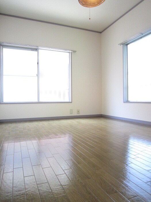 物件内観写真13　(居室)