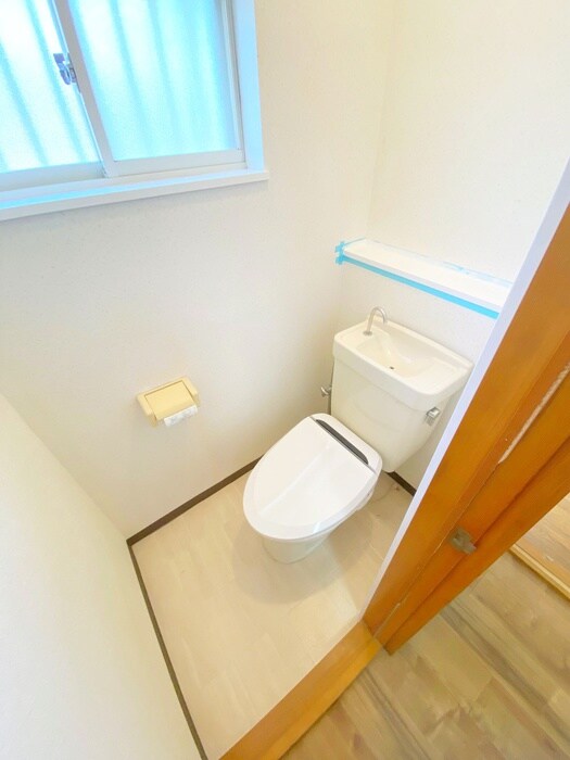 物件内観写真10　(トイレ)