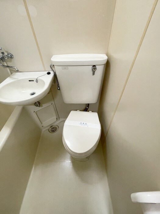 物件内観写真14　(トイレ)