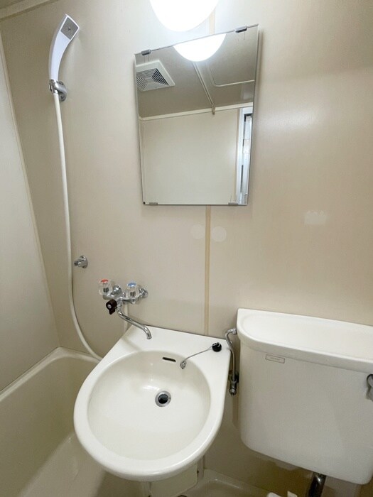 物件内観写真15　(洗面)