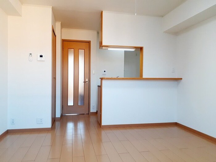 物件内観写真5　(居室)