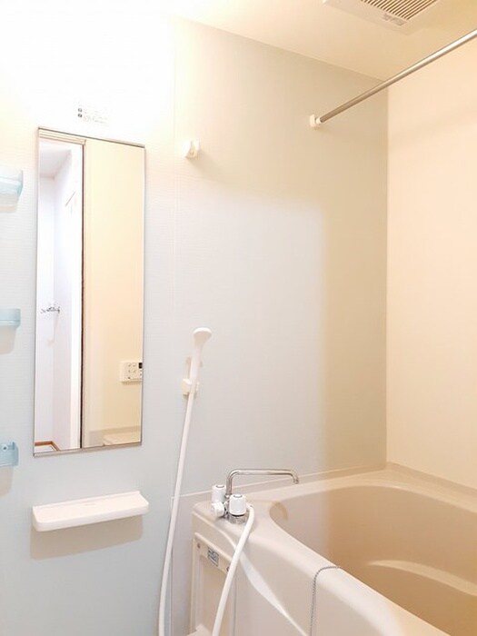 物件内観写真9　(バス／シャワールーム等)