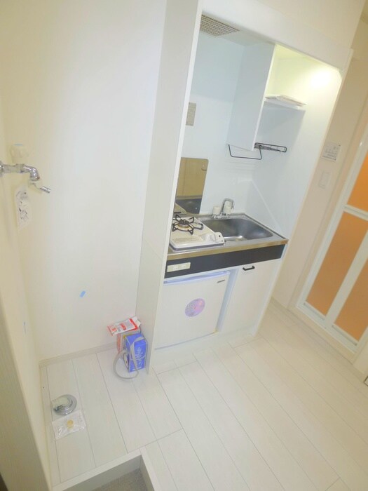 物件内観写真18　(洗濯機置場)