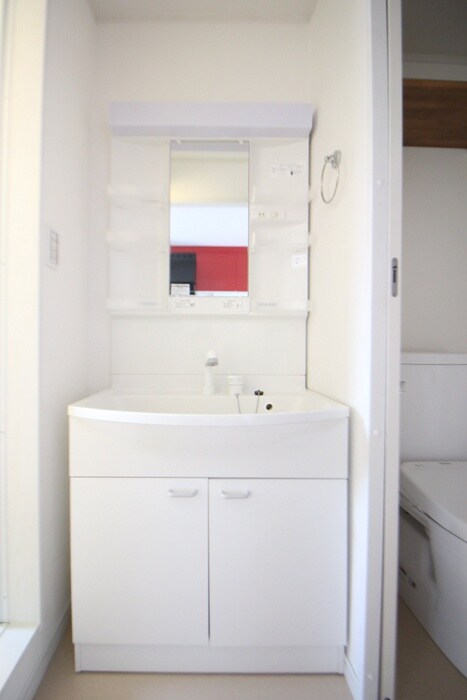 物件内観写真9　(洗面)