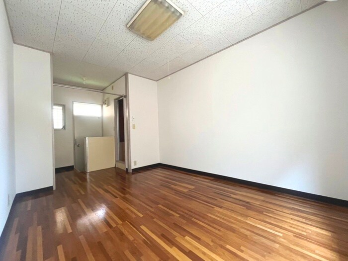 物件内観写真6　(居室)