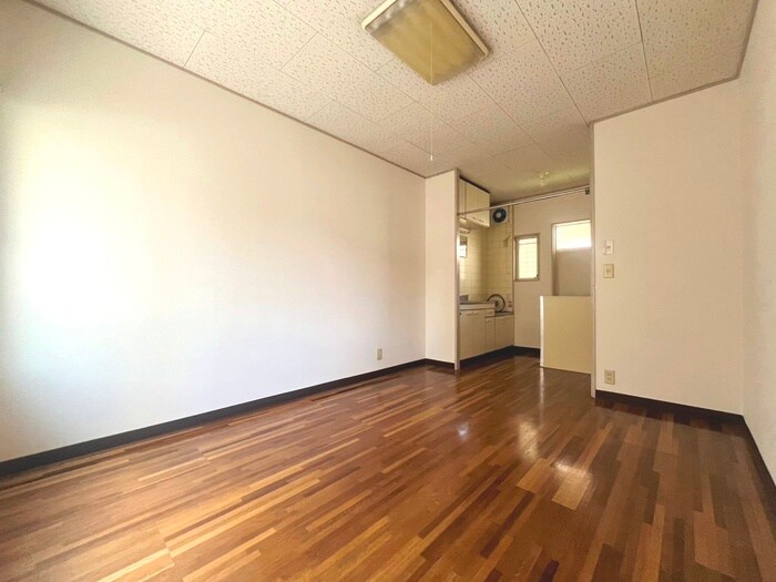 物件内観写真9　(居室)