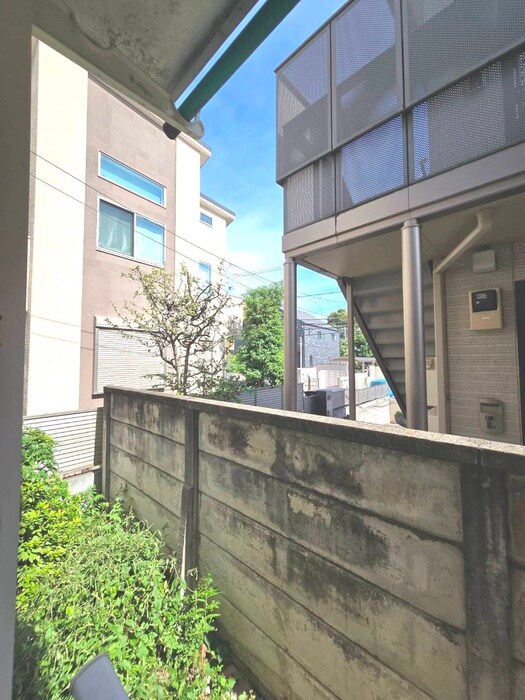 物件内観写真21　(室内からの展望)