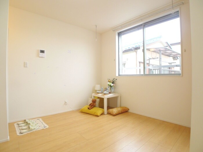 物件内観写真6　(居室)