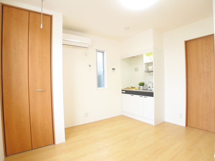 物件内観写真7　(居室)