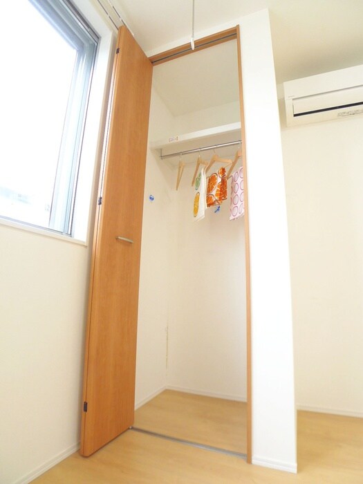 物件内観写真9　(収納)