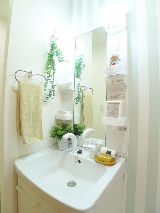 物件内観写真12　(洗面)