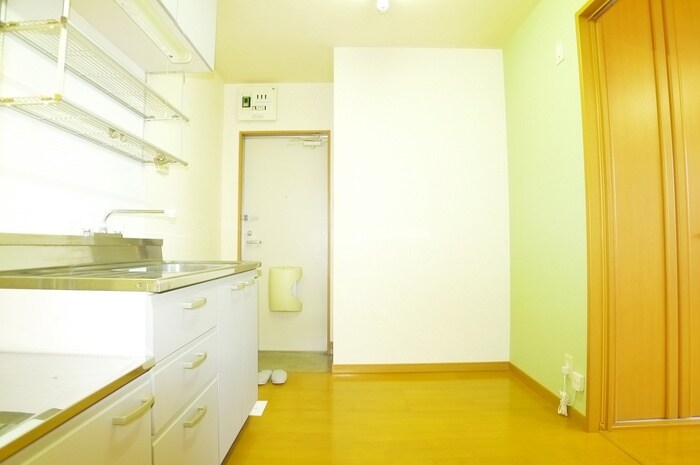 物件内観写真10　(居室)