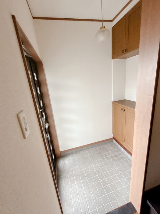 物件内観写真22　(玄関)