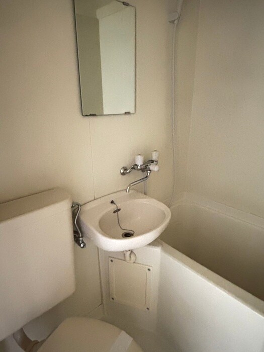 物件内観写真11　(洗面)