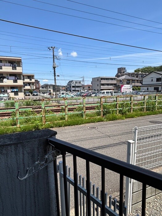 物件内観写真18　(室内からの展望)