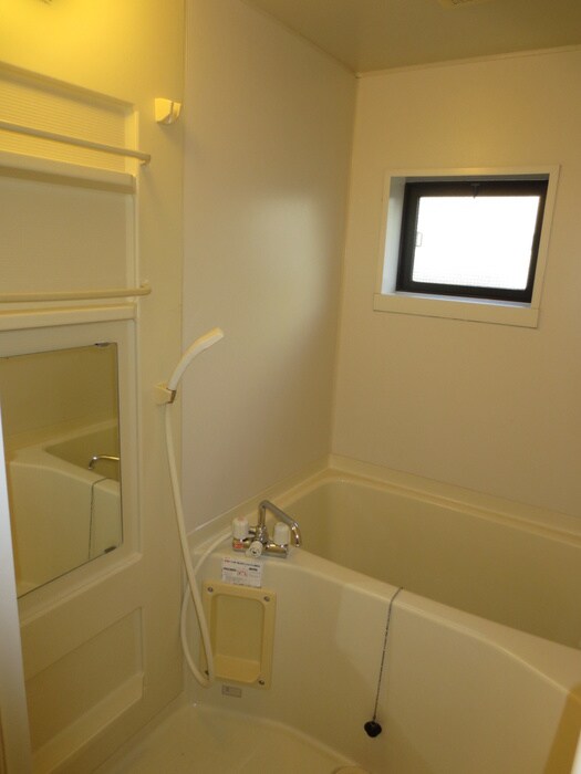 物件内観写真8　(バス／シャワールーム等)