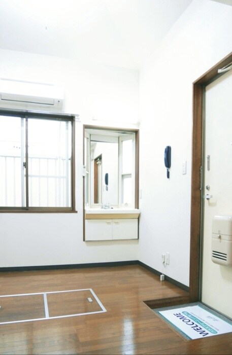 物件内観写真10　(居室)