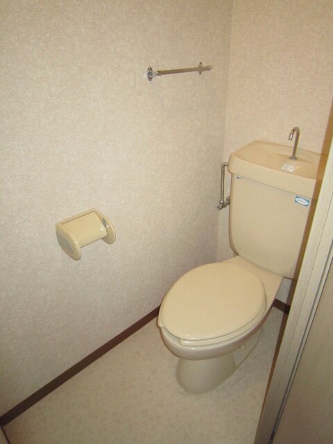 物件内観写真12　(トイレ)