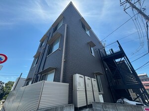 Ambition聖蹟桜ヶ丘Ⅰ外観写真