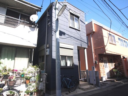 コンフォールメゾンプルミエ外観写真