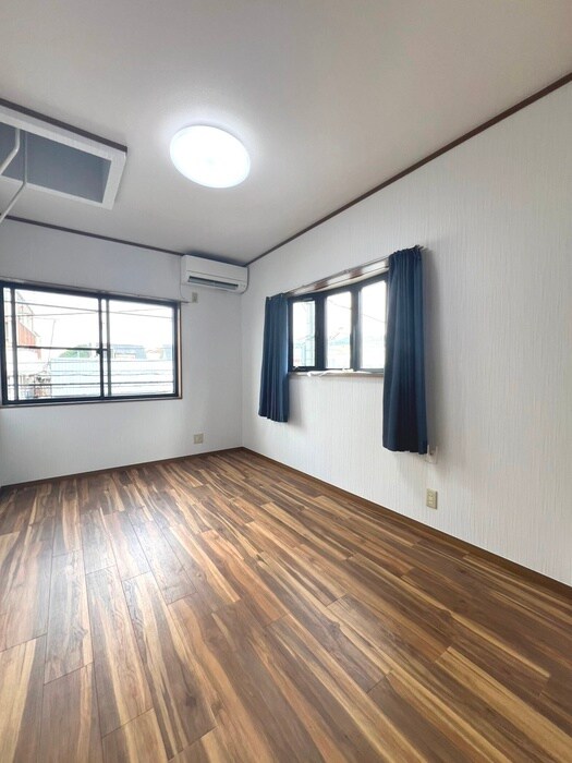 物件内観写真7　(居室)