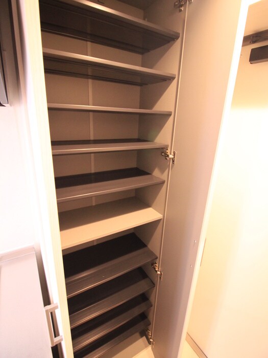 物件内観写真11　(靴箱)