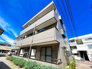 ヴィラ・フィオ－レⅡ外観写真