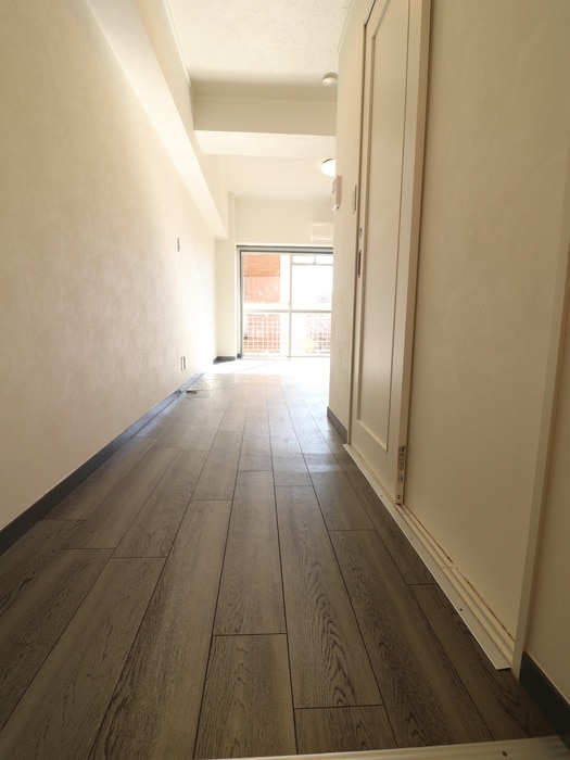物件内観写真20　(廊下)