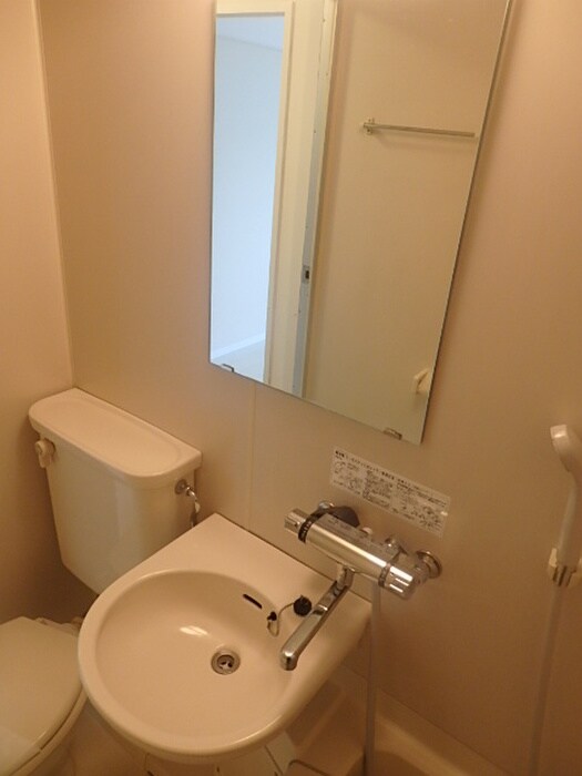 物件内観写真12　(洗面)