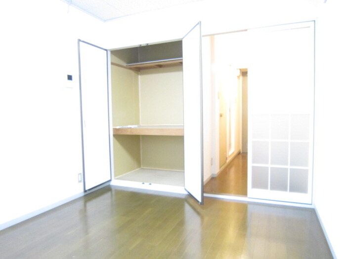 物件内観写真10　(収納)